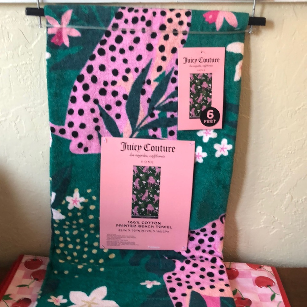 NWT Juicy Couture Printed Cheetah  Floral Beach Towel